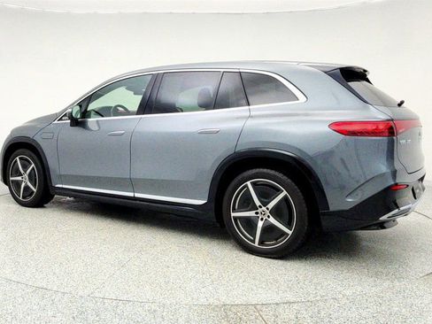 Used 2023 Mercedes-Benz EQS 580 4MATIC SUV image 7
