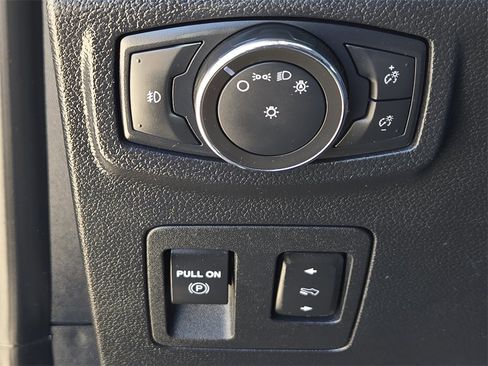 Used 2021 Ford Expedition Platinum image 24