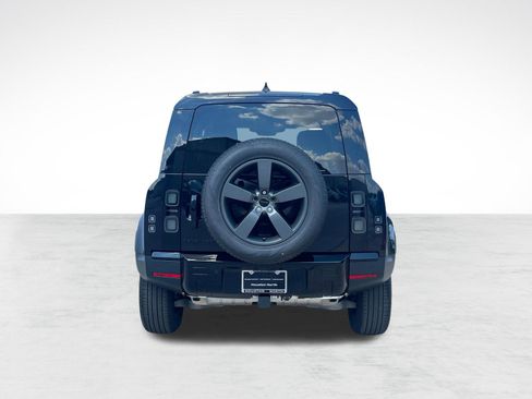 Used 2026 Land Rover Defender 110 S AWD/4WD image 9