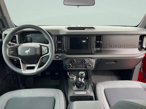 Certified 2022 Ford Bronco 2-Door AWD/4WD image 8