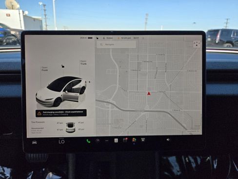 Used 2024 Tesla Model 3 Standard Range image 9