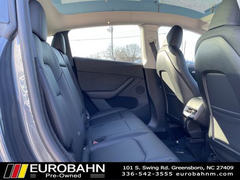 Used 2023 Tesla Model Y Long Range image 16