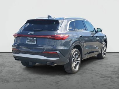 Used 2025 Audi Q5 Premium w/ Convenience Package