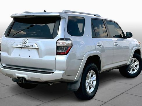 Used 2014 Toyota 4Runner SR5 image 12