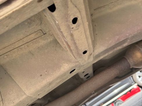 Used 2012 Chevrolet Captiva Sport LT image 25