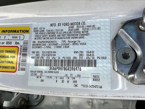 Used 2016 Ford Fusion SE image 33