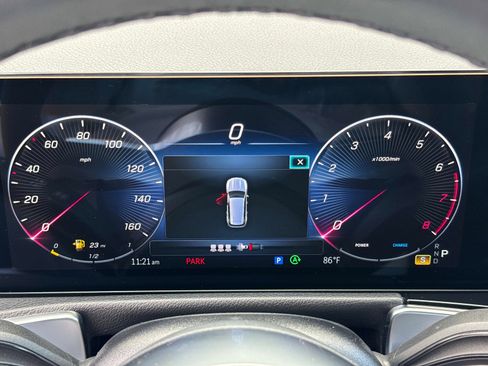 New 2025 Mercedes-Benz GLB 250 250 4MATIC SUV image 26