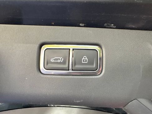 Used 2024 Kia EV9 Land AWD/4WD image 34