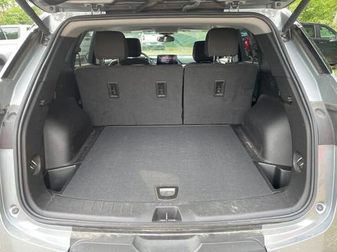 Used 2024 Chevrolet Blazer LT w/ Convenience Package FWD image 10
