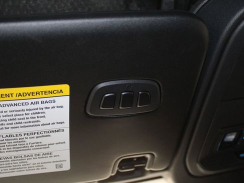 Used 2024 Ford Bronco Badlands image 21