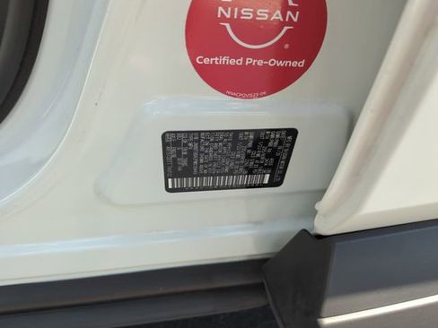Certified 2023 Nissan Rogue SV w/ SV Premium B Package FWD image 50