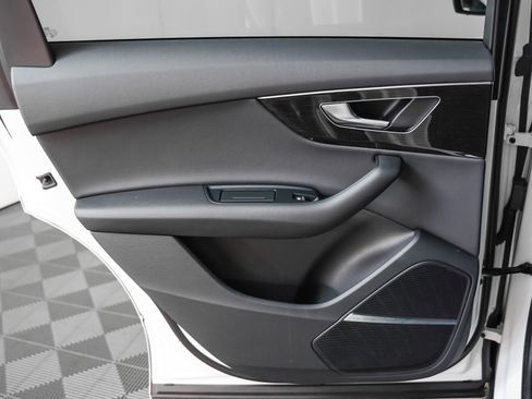 Used 2022 Audi Q7 Premium Plus w/ Premium Plus Package image 26