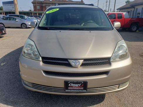 Used 2004 Toyota Sienna XLE AWD/4WD image 5