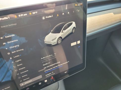 Used 2023 Tesla Model Y Long Range AWD/4WD image 16