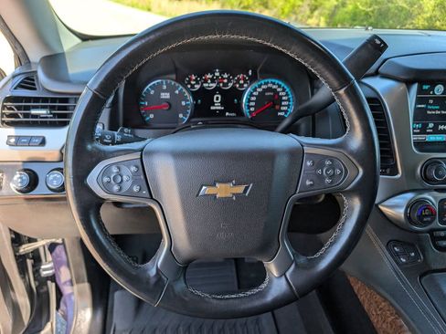 Used 2019 Chevrolet Tahoe Premier AWD/4WD image 23