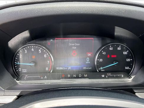 Certified 2021 Ford Explorer XLT w/ Equipment Group 202A image 24