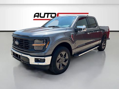 Used 2025 Ford F150 XLT w/ Equipment Group 302A MID AWD/4WD image 3