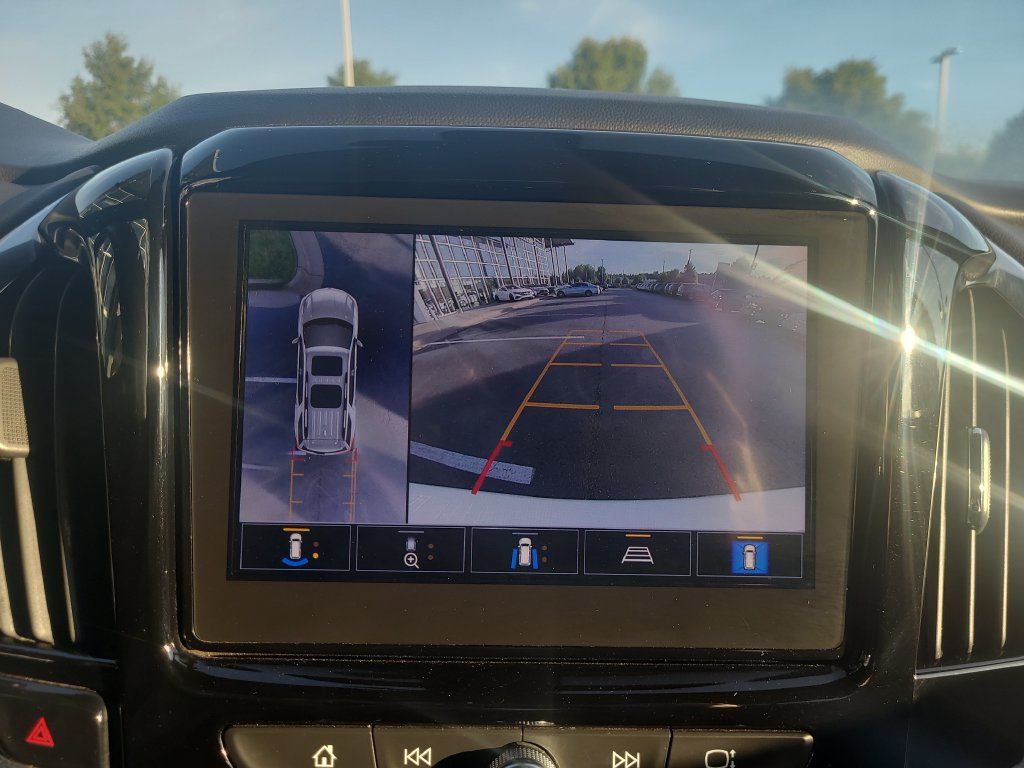 Used 2023 Chevrolet Traverse RS AWD/4WD image 33