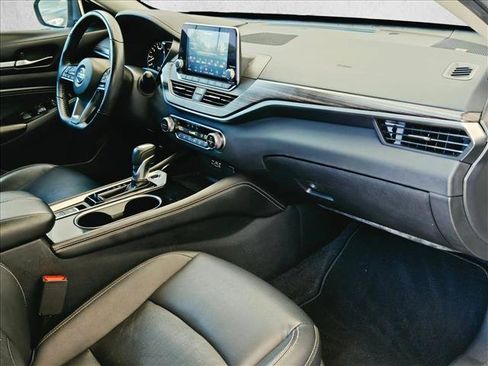 Used 2020 Nissan Altima 2.5 SL FWD image 24