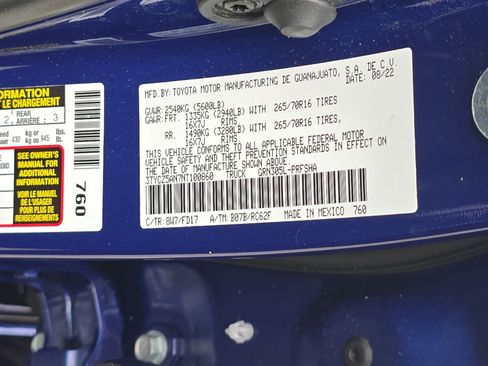 Used 2022 Toyota Tacoma TRD Off-Road image 38