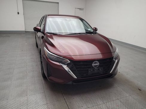 Used 2025 Nissan Sentra SV image 14