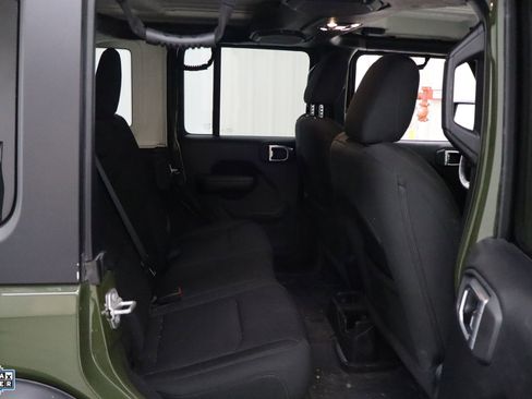 Used 2021 Jeep Wrangler Unlimited Willys image 28
