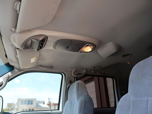 Used 2000 Ford Excursion XLT image 23