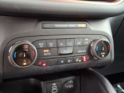 Certified 2023 Ford Bronco Sport Outer Banks AWD/4WD image 17