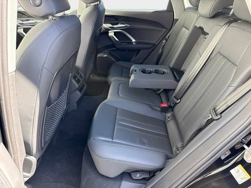 Certified 2025 Audi Q5 Premium w/ Convenience Package AWD/4WD image 12