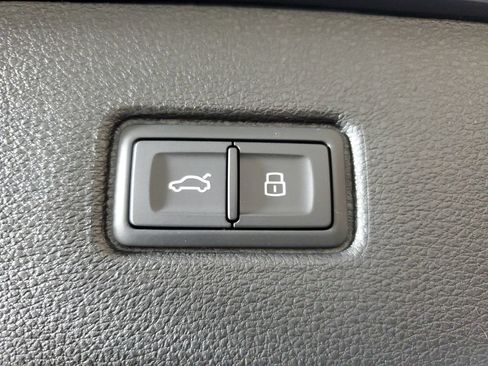 New 2026 Audi Q7 Premium Plus AWD/4WD image 10