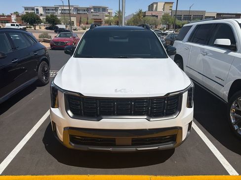 Used 2024 Kia Sorento X-Line EX AWD/4WD image 2