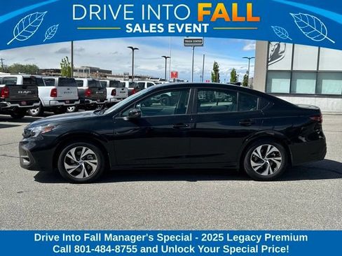 Used 2025 Subaru Legacy Premium AWD/4WD image 2