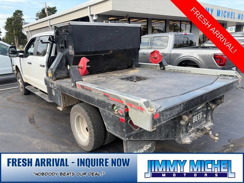 Used 2024 Ford F350 XL w/ XL Chrome Package AWD/4WD image 3