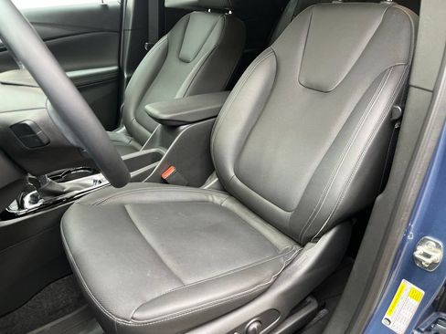 Used 2024 Buick Encore GX Sport Touring w/ Experience Buick Package FWD image 10
