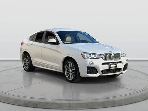 Used 2018 BMW X4 xDrive28i image 1