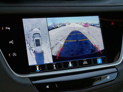 Used 2023 Cadillac XT5 Premium Luxury w/ Technology Package image 31