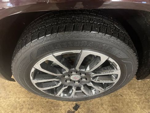 Used 2020 GMC Acadia Denali w/ Trailering Package image 28