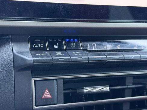 Used 2025 Toyota Camry XSE w/ Premium Plus Package image 22