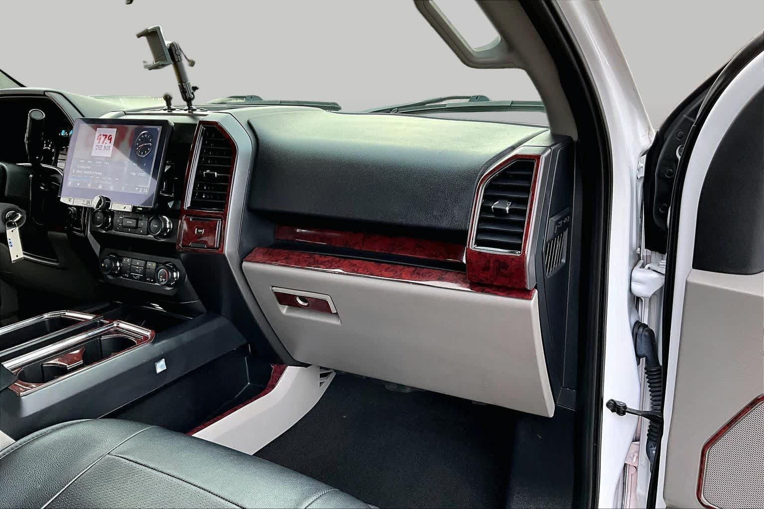 Used 2019 Ford F150 XLT AWD/4WD image 17