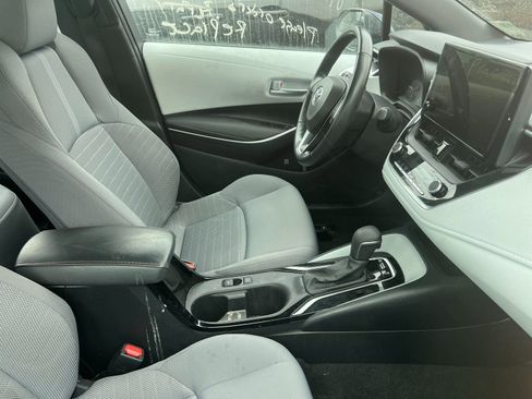 Used 2023 Toyota Corolla SE image 7
