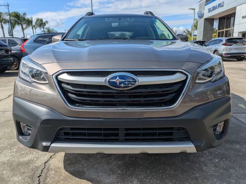 Certified 2022 Subaru Outback Limited image 9