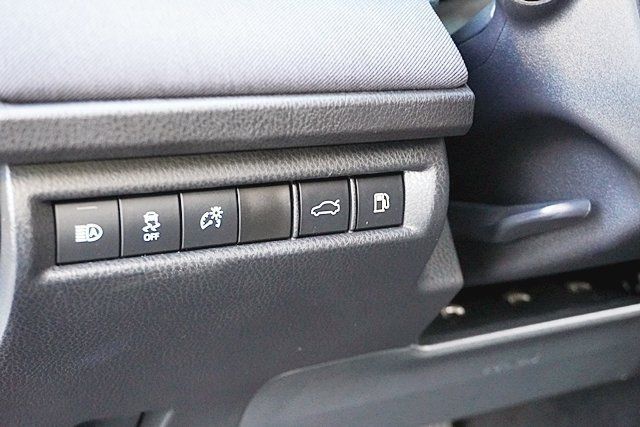 Used 2026 Toyota Camry LE FWD image 34
