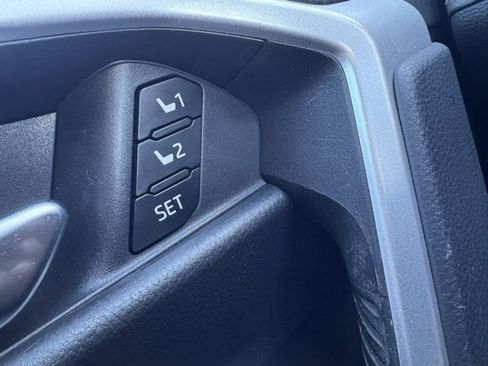 Certified 2021 Toyota RAV4 XLE Premium image 34