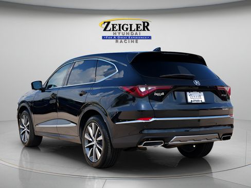 Used 2025 Acura MDX SH-AWD w/ Technology Package image 5