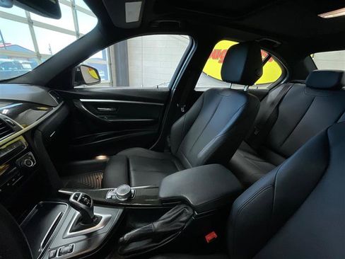 Used 2018 BMW 330i Sedan image 11