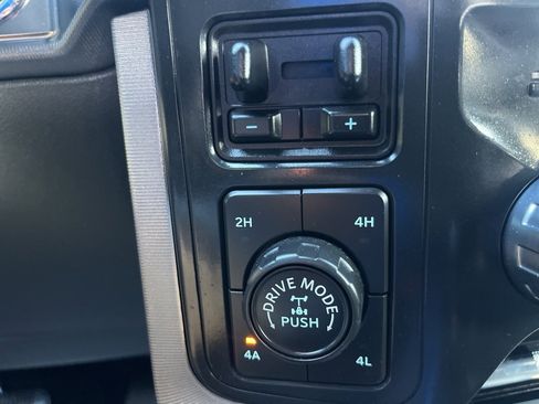 Used 2022 Ford F150 Platinum w/ Equipment Group 701A High image 18