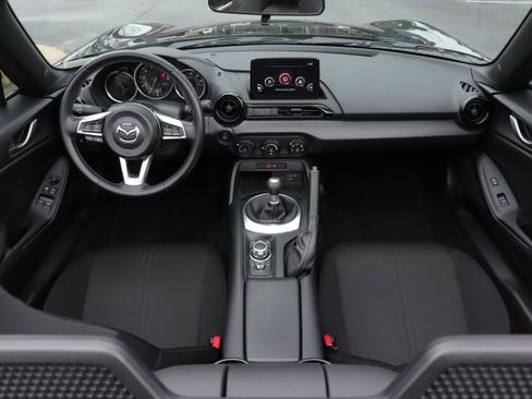 Used 2023 MAZDA MX-5 Miata Sport image 6
