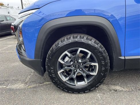 Certified 2025 Chevrolet Equinox ACTIV w/ Safety and Technology Package image 9