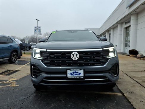 New 2026 Volkswagen Atlas Cross Sport SEL Premium R-Line AWD/4WD image 2