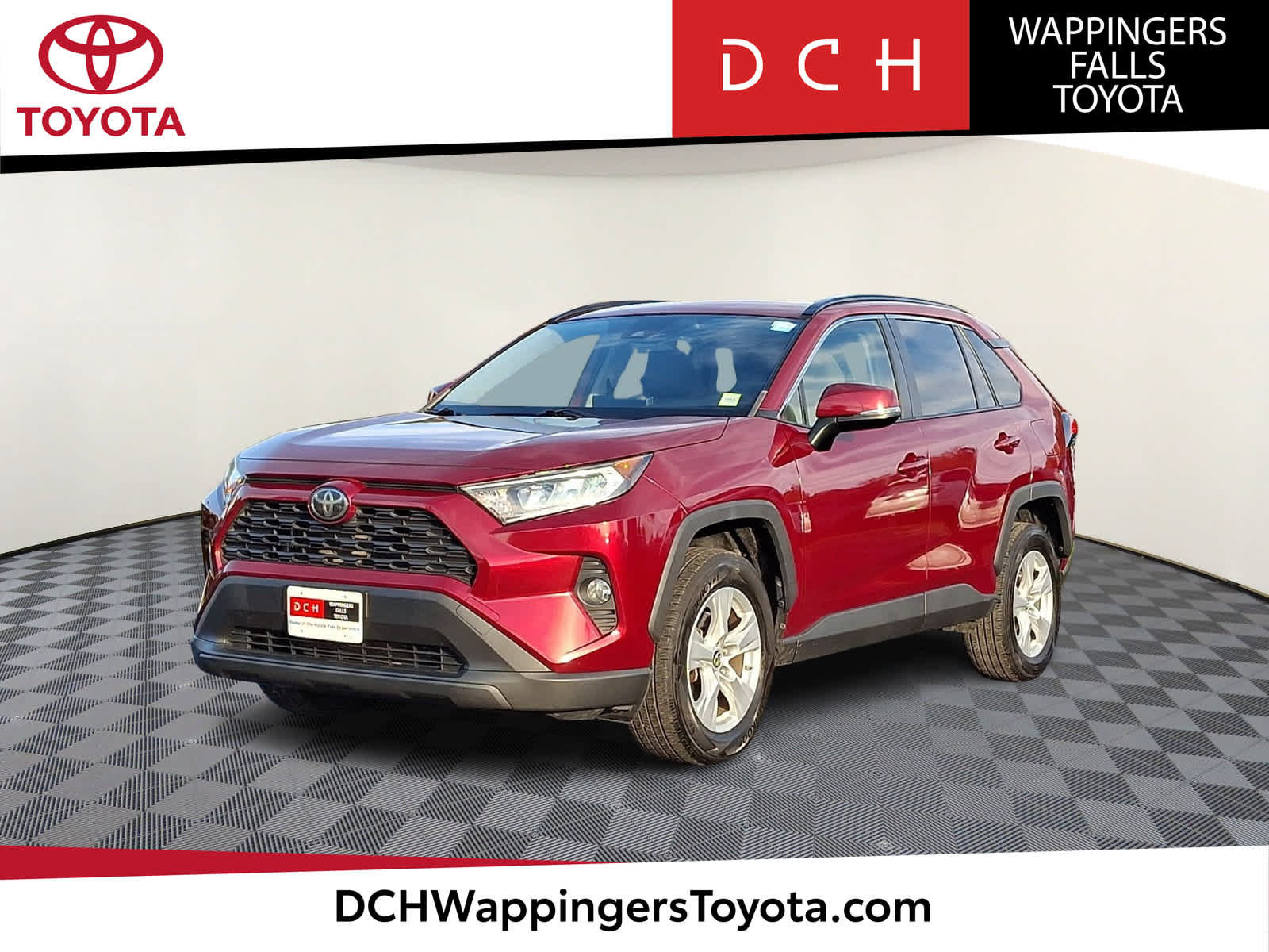 Used 2019 Toyota RAV4 XLE w/ Convenience Package FWD image 1